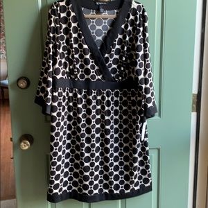 INC LADIES BLACK/WHITE POLKA DOT DRESS - SIZE 1X